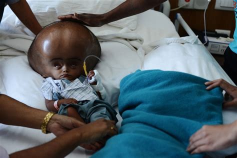 baby alien gets head video